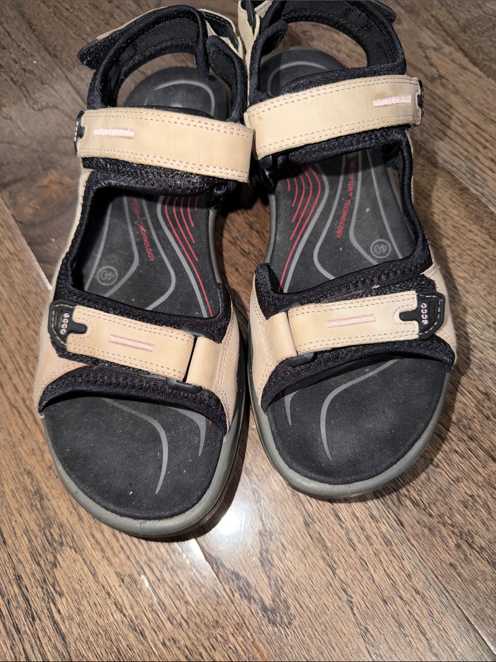 ECCO Women’s Sport Comfort Sandals Beige Black Adjustable Straps EU 40/ 9